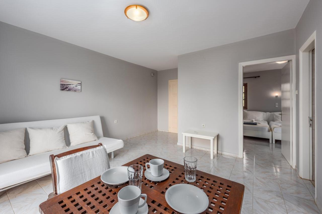 Albouro Seafront Apartments Katelios Exterior photo