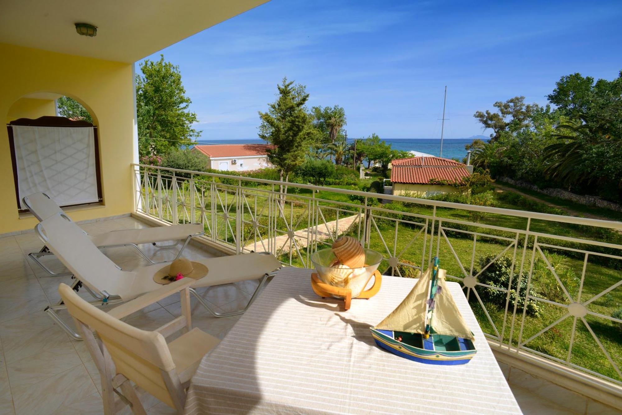 Albouro Seafront Apartments Katelios Exterior photo