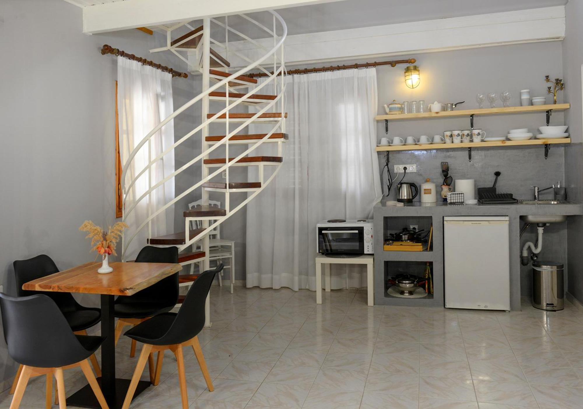 Albouro Seafront Apartments Katelios Exterior photo
