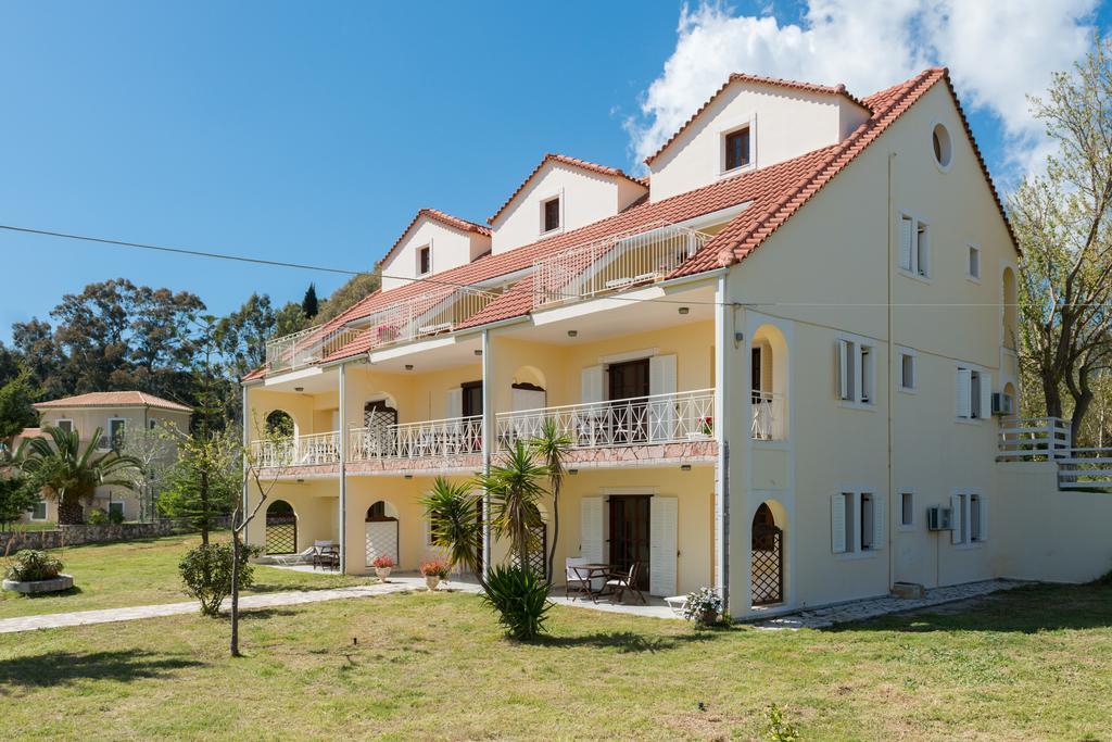 Albouro Seafront Apartments Katelios Exterior photo